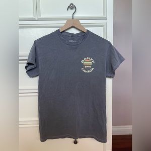 Banff Canada T-shirt Small